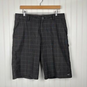O’Neill Intersect Men’s Walking Shorts Black Gray Plaid Flat Front Chino Size 32